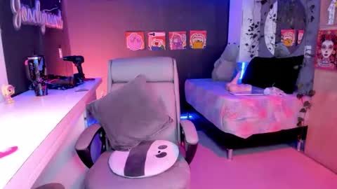 Sofia Garcia online show from September 23, 1:15 am