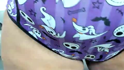 Snapshot of josie_kiss chatting on October 14, 2:08 pm Josie Kiss online show from October 14, 2:08 pm