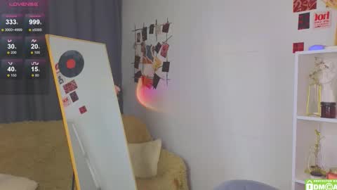 Snapshot of joyce_jones chatting on October 3, 9:53 pm joyce_jones online show from October 3, 9:53 pm