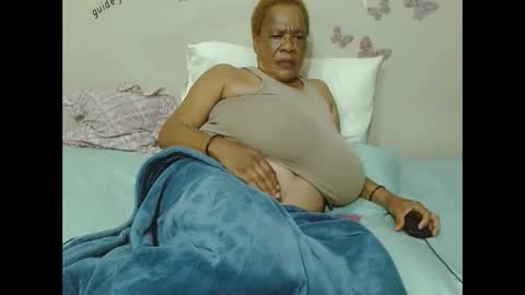 DairyQueen online show from March 6, 8:05 pm