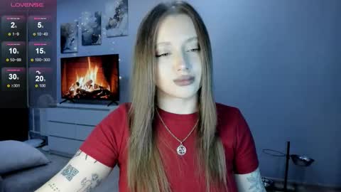 Snapshot of ju_lii chatting on October 13, 7:05 pm Julia and Julia online show from October 13, 7:05 pm