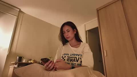 Snapshot of juanilla99 chatting on October 3, 1:54 am juanilla99 online show from October 3, 1:54 am