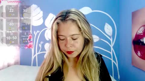 Juanita online show from February 25, 8:40 pm