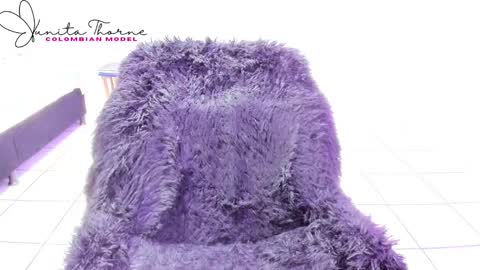 Snapshot of juanita_thorne chatting on September 27, 2:41 am online show from September 27, 2:41 am