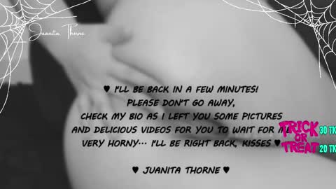 Snapshot of juanita_thorne chatting on October 16, 2:03 am online show from October 16, 2:03 am
