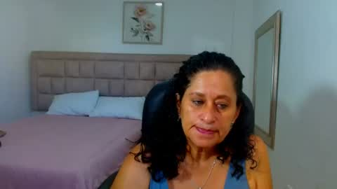 Juanita online show from July 28, 2:05 pm