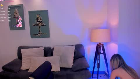 Juanita Clay online show from September 15, 1:08 pm