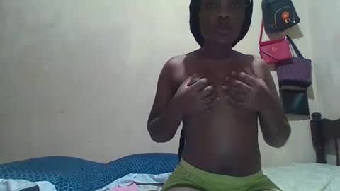 juice_petite3 online show from February 6, 9:06 pm