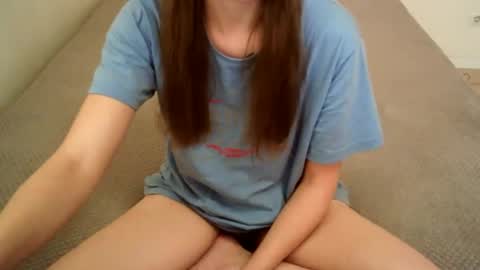 Snapshot of juicetalia chatting on September 24, 8:35 am JuiceTalia online show from September 24, 8:35 am