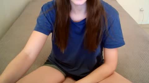 Snapshot of juicetalia chatting on September 27, 8:21 am JuiceTalia online show from September 27, 8:21 am