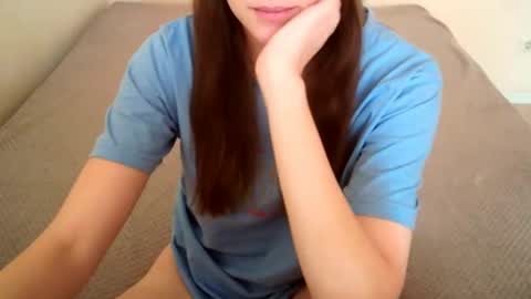 Snapshot of juicetalia chatting on October 3, 8:41 am JuiceTalia online show from October 3, 8:41 am