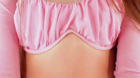 Snapshot of juicy_jaice chatting on October 14, 11:24 am leyla online show from October 14, 11:24 am