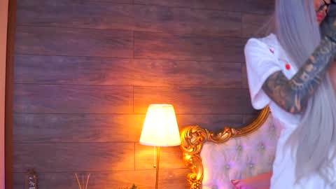 Jessye online show from January 7, 9:40 pm