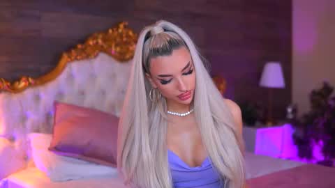 Jessye online show from December 19, 9:51 pm