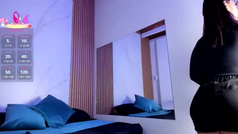 Juicy online show from September 18, 11:09 am