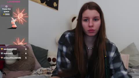 Snapshot of juicy_mystery chatting on January 31, 4:06 pm laura online show from January 31, 4:06 pm
