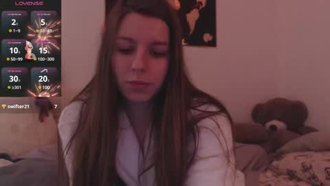 Snapshot of juicy_mystery chatting on February 28, 5:48 pm laura online show from February 28, 5:48 pm