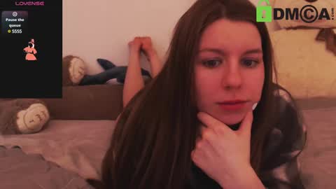 Snapshot of juicy_mystery chatting on March 5, 1:39 pm laura online show from March 5, 1:39 pm