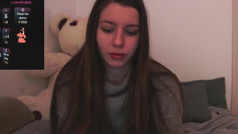 Snapshot of juicy_mystery chatting on January 11, 10:29 am laura online show from January 11, 10:29 am