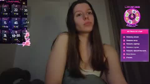 laura online show from July 28, 8:52 pm