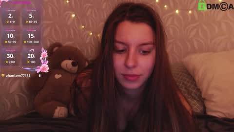 Snapshot of juicy_mystery chatting on September 17, 2:04 pm laura online show from September 17, 2:04 pm