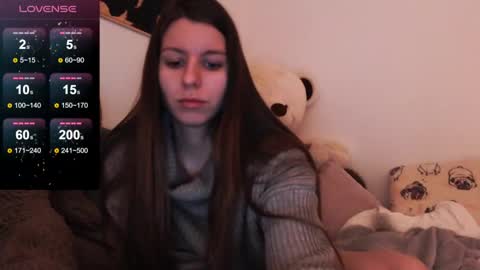 Snapshot of juicy_mystery chatting on December 23, 7:20 pm laura online show from December 23, 7:20 pm