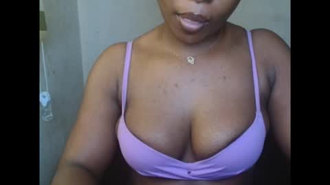 Snapshot of juicycuntx chatting on September 28, 11:48 am juicycuntx online show from September 28, 11:48 am