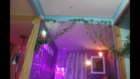 juicyjayxxx69 online show from October 17, 2:48 am