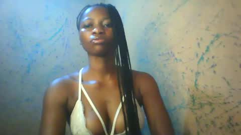 Snapshot of juicypiexx chatting on October 3, 10:48 pm juicypiexx online show from October 3, 10:48 pm