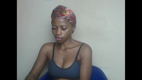 Snapshot of juicypiexx chatting on February 9, 7:09 pm juicypiexx online show from February 9, 7:09 pm