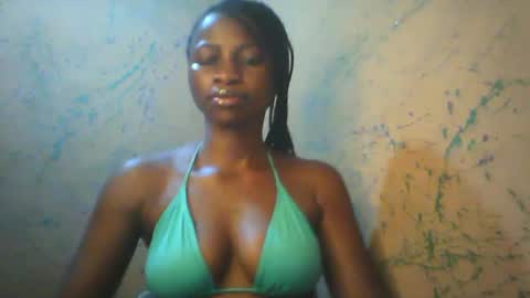 Snapshot of juicypiexx chatting on October 10, 3:28 pm juicypiexx online show from October 10, 3:28 pm