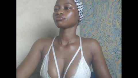 Snapshot of juicypiexx chatting on March 11, 7:25 pm juicypiexx online show from March 11, 7:25 pm