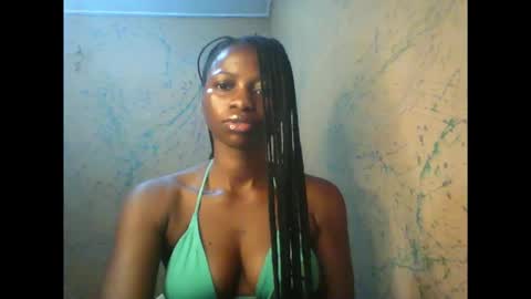 Snapshot of juicypiexx chatting on October 6, 2:28 am juicypiexx online show from October 6, 2:28 am