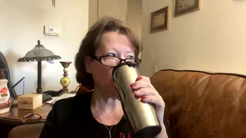 JuJuKitty online show from October 21, 4:11 pm