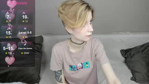 Jules online show from February 11, 1:31 am