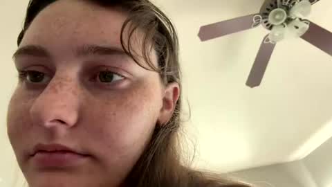 julia4_thewin online show from July 28, 9:36 pm