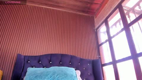 Julia online show from January 25, 8:53 pm