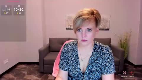 Julia online show from March 10, 6:38 am