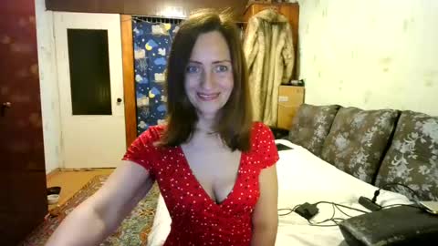 Snapshot of juliaa_foxi chatting on February 15, 6:01 pm juliaa_foxi online show from February 15, 6:01 pm