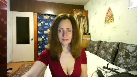 Snapshot of juliaa_foxi chatting on February 6, 6:46 pm juliaa_foxi online show from February 6, 6:46 pm