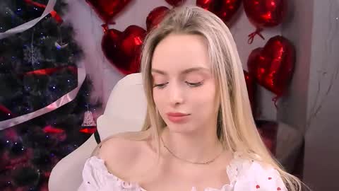 Julia online show from February 13, 4:08 pm