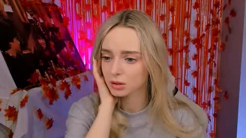 Julia online show from November 17, 1:01 pm