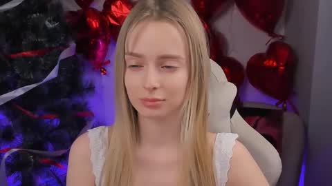 Julia online show from March 31, 3:23 pm