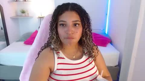 Snapshot of juliabust1 chatting on September 15, 12:24 pm Julia online show from September 15, 12:24 pm