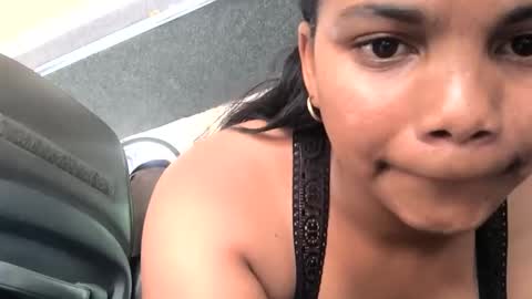 juliah02 online show from January 20, 8:19 am