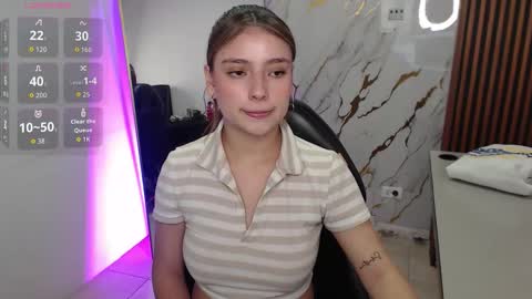 juliana_diamond_ online show from March 3, 3:23 am