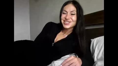 Snapshot of julianagold1 chatting on October 10, 9:09 pm julianagold1 online show from October 10, 9:09 pm