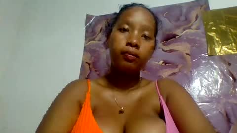 Julianah online show from July 17, 4:00 pm
