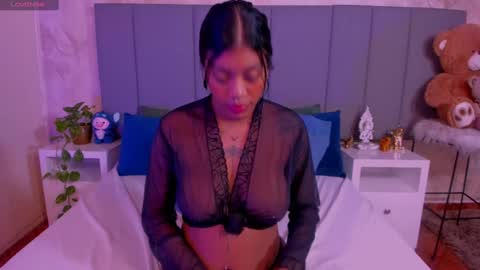 juli online show from February 14, 3:43 am