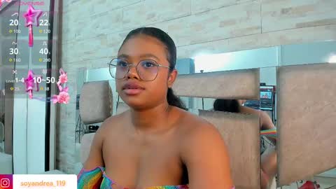 Snapshot of julianna_smith chatting on October 9, 11:42 pm ANDREA online show from October 9, 11:42 pm